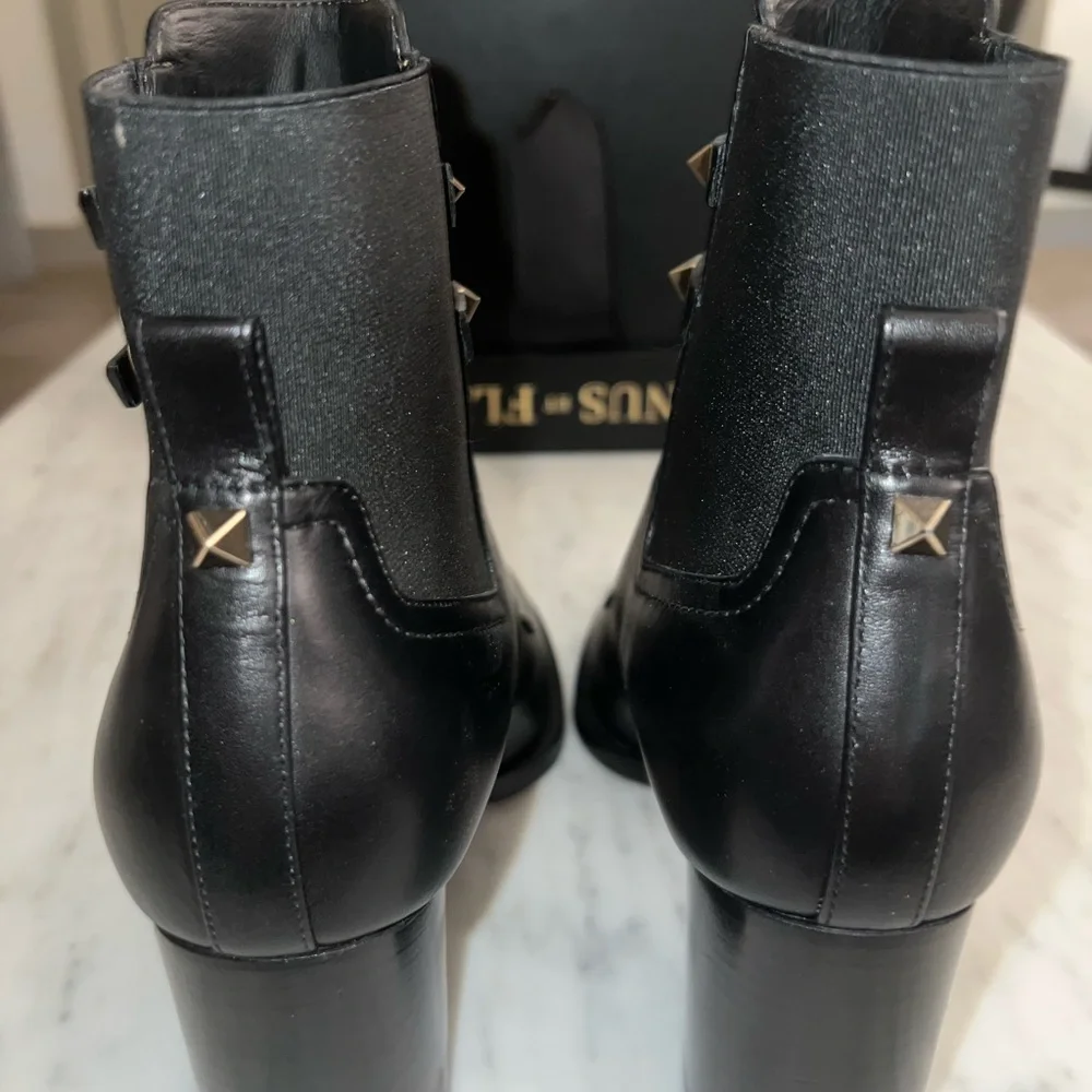 Valentino Ankle Boots - Picture 3 of 6
